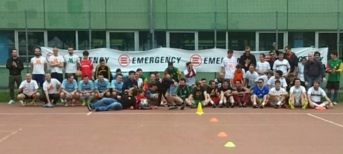 Stella Rossa Venezia e Ragamafa 99 un calcio alla guerra foto